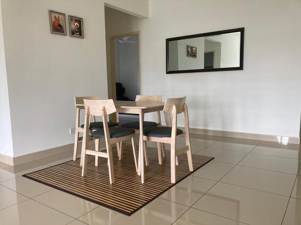 ABSYAR HOMESTAY SELASIH photo 4