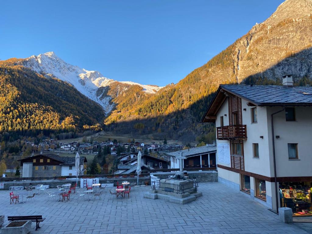 Appartamento con 3 camere da letto in Centro Courmayeur photo 3