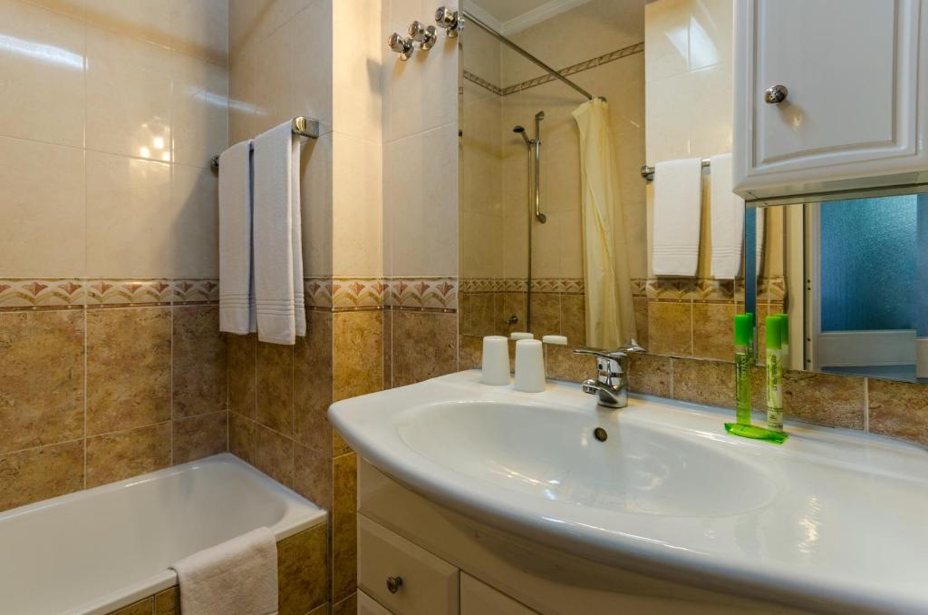 Двухместный (Двухместный номер с 2 отдельными кроватями), Hotel Flamingo
