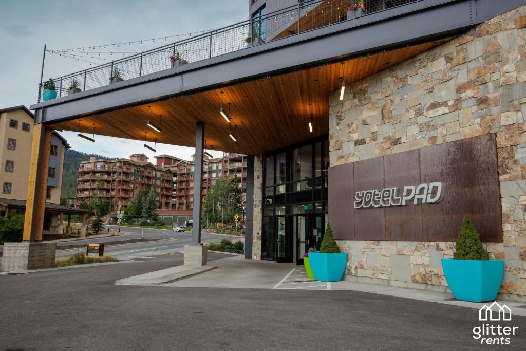 Modern ski in and out condo hotel at YotelPAD image