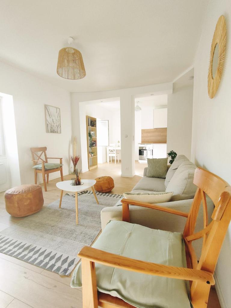 Quiet & Cosy near Loire River & Tramway photo 1
