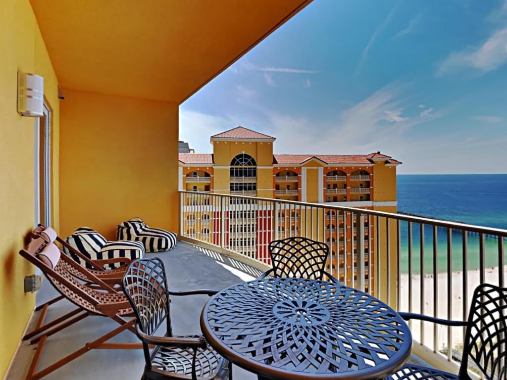 Calypso 2302 photo 2