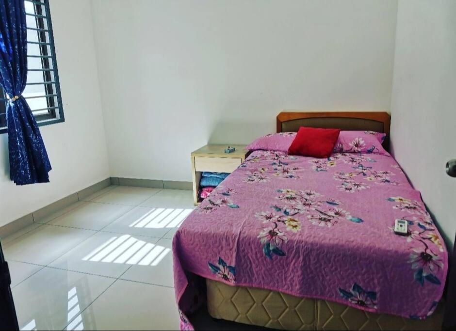 Zanra Homestay at Residensi Zamrud Blok B photo 3