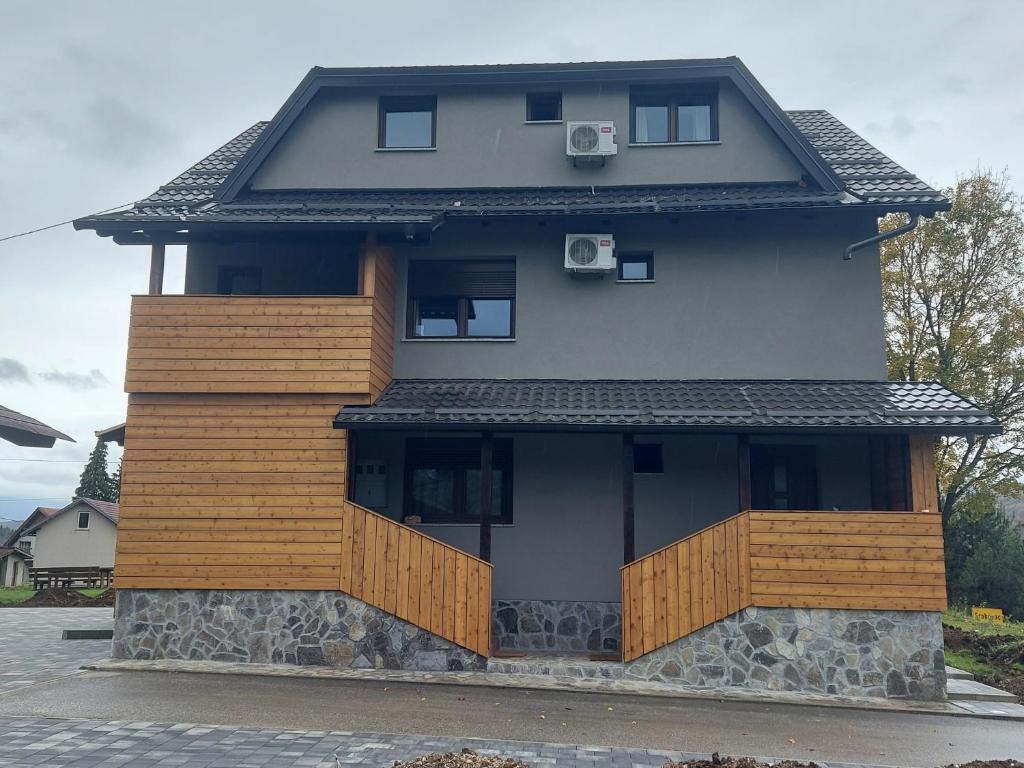 4 Seasons Guest House photo 2