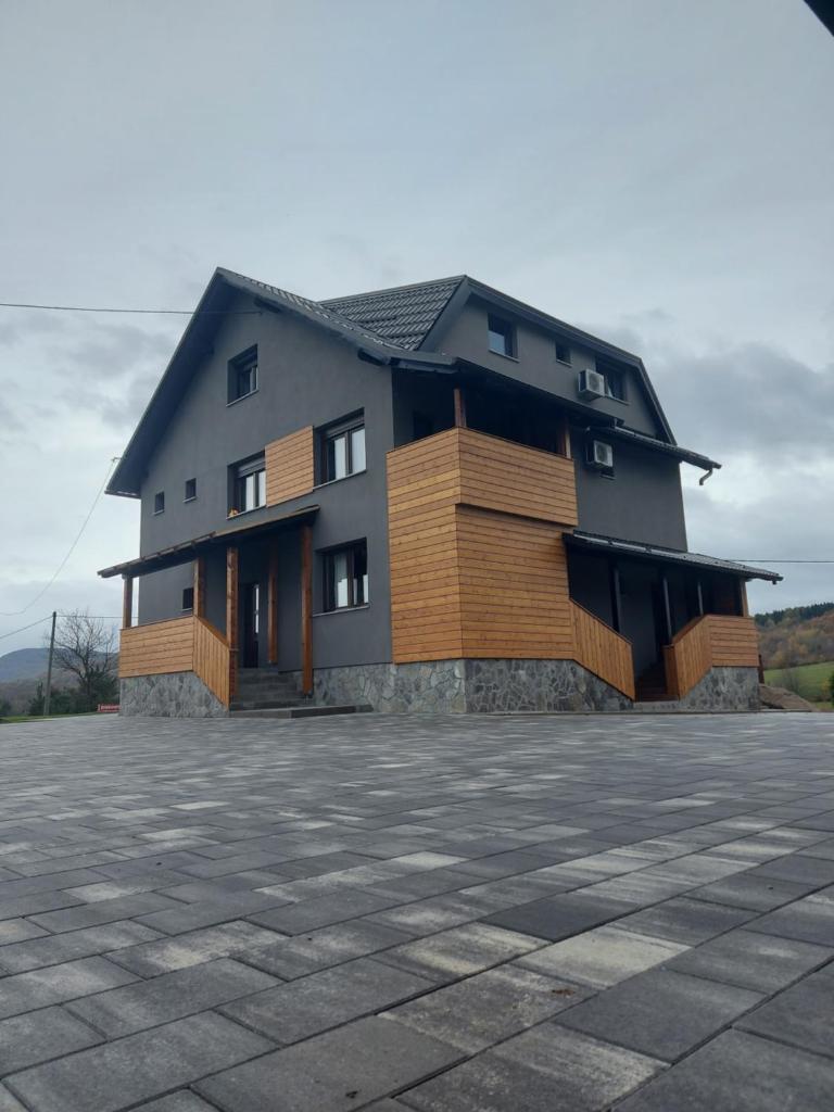 4 Seasons Guest House photo 1