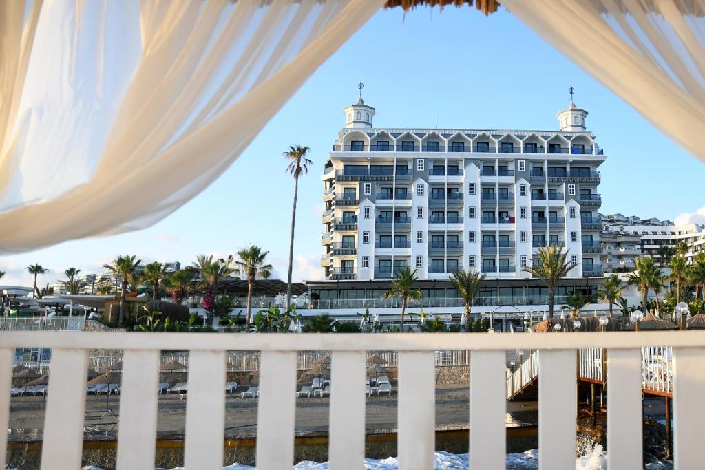 ARIA RESORT & SPA HOTEL Ultra All Inclusive photo 3