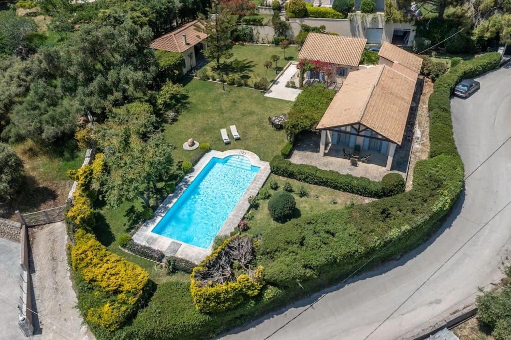 Villa Loukia photo 4