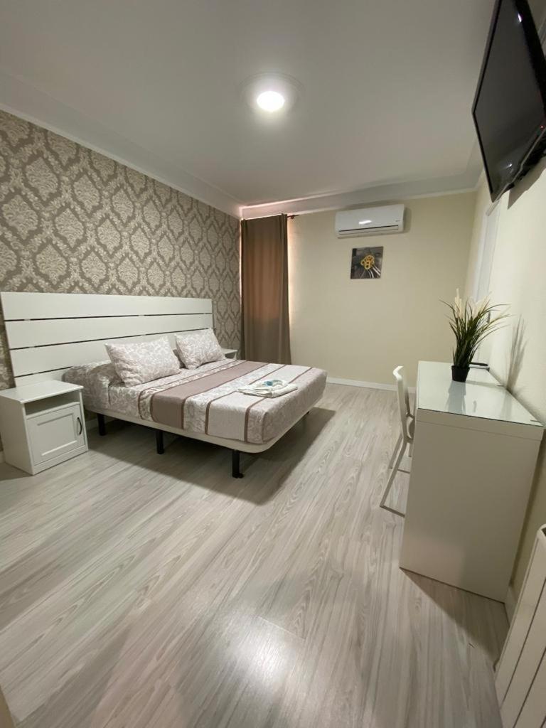 Hostal Fuente del Pino photo 4