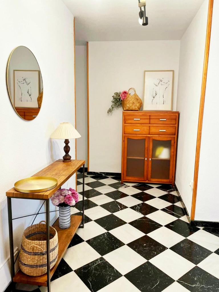 La Plaza Suites