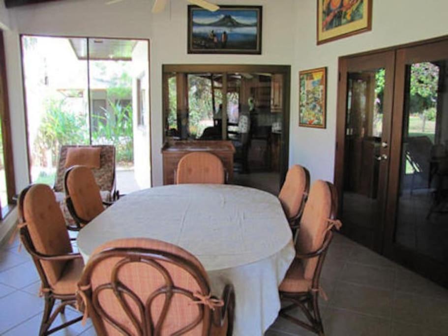 Splendide villa avec piscine à 200m de l'océan. photo 1