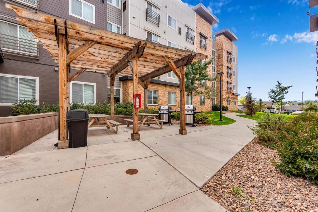 Parks Residential Denver photo 2