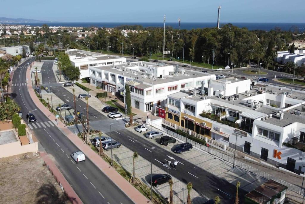 Ático nuevo en lujosa urbanización junto a restaurantes y cafeterías photo 1