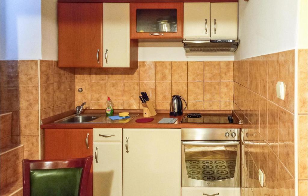 Beautiful Apartment In Palit With 1 Bedrooms And Wifi photo 2