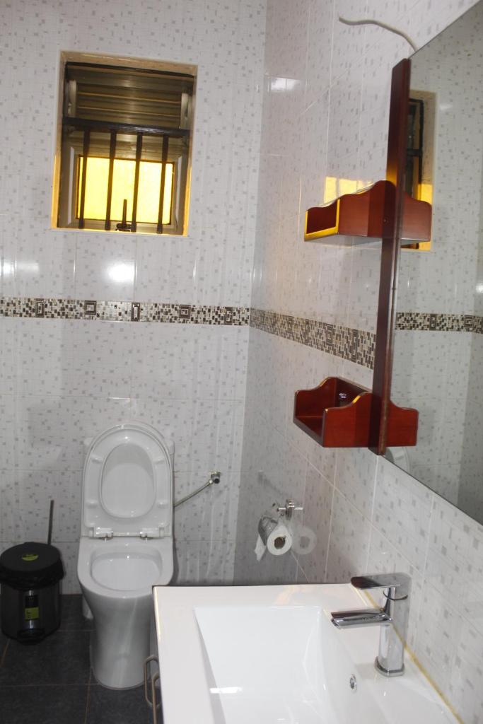 Terezina Guest House and Homes Pakwach photo 3