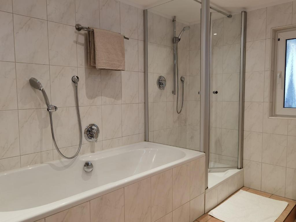 Bürgstadt, Am Bischof mit Sonnenterrasse, 1 bis 4 Betten photo 3