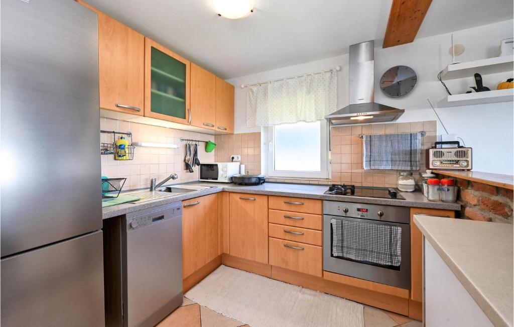Beautiful Home In Okrugli Vrh With Sauna, Wifi And 3 Bedrooms photo 3