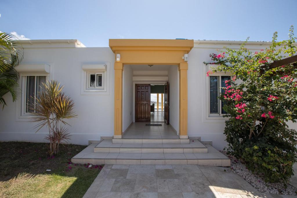 Reflection Y 5 Star Villa photo 1