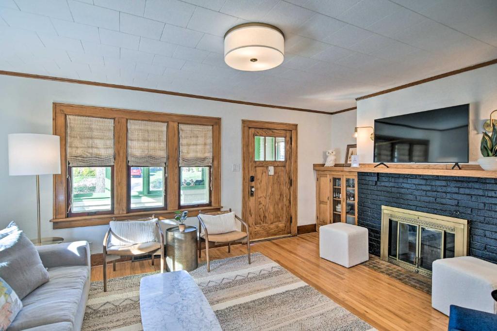 Family-Friendly Des Moines Retreat with Patio! photo 3