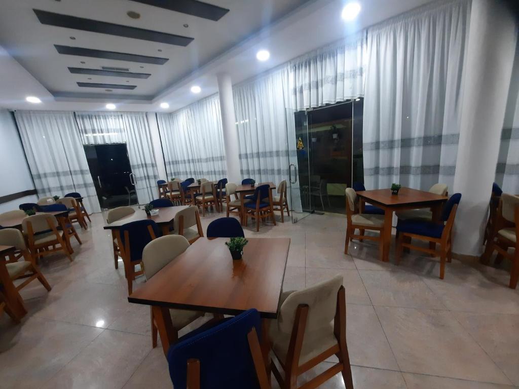HOTEL MEGNIAR photo 4