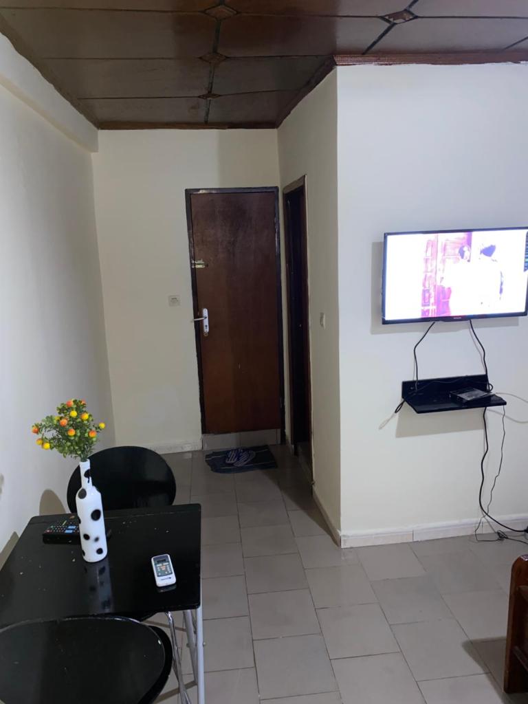Studio meublé à Conakry photo 3
