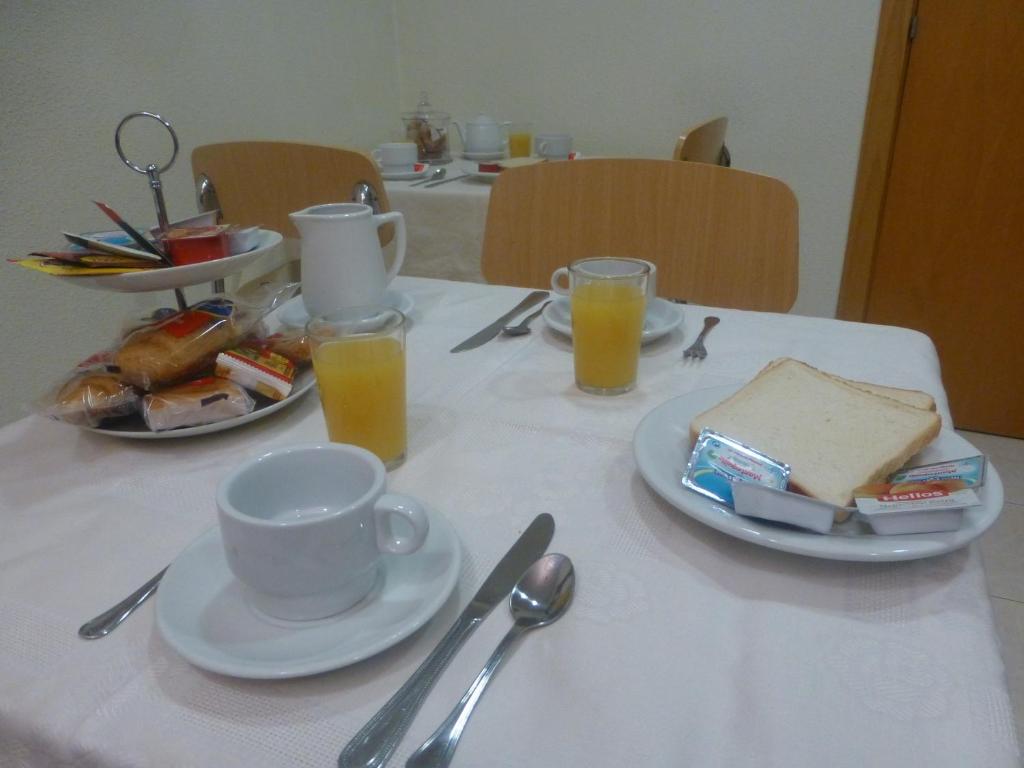 Hostal El Val photo 4