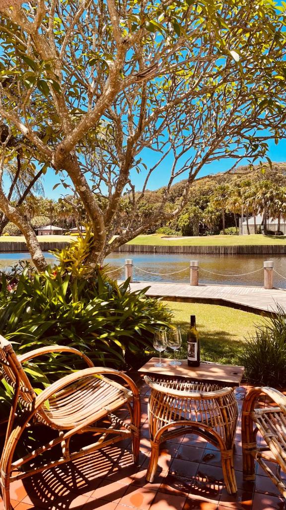 Beachside Resort Lagoon Rooms with Garden Patio photo 3