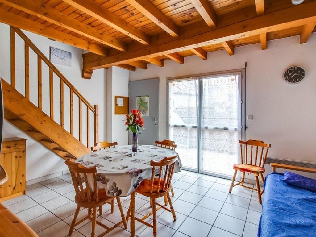 Appartement Esquièze-Sère, 3 pièces, 7 personnes - FR-1-402-36 photo 2
