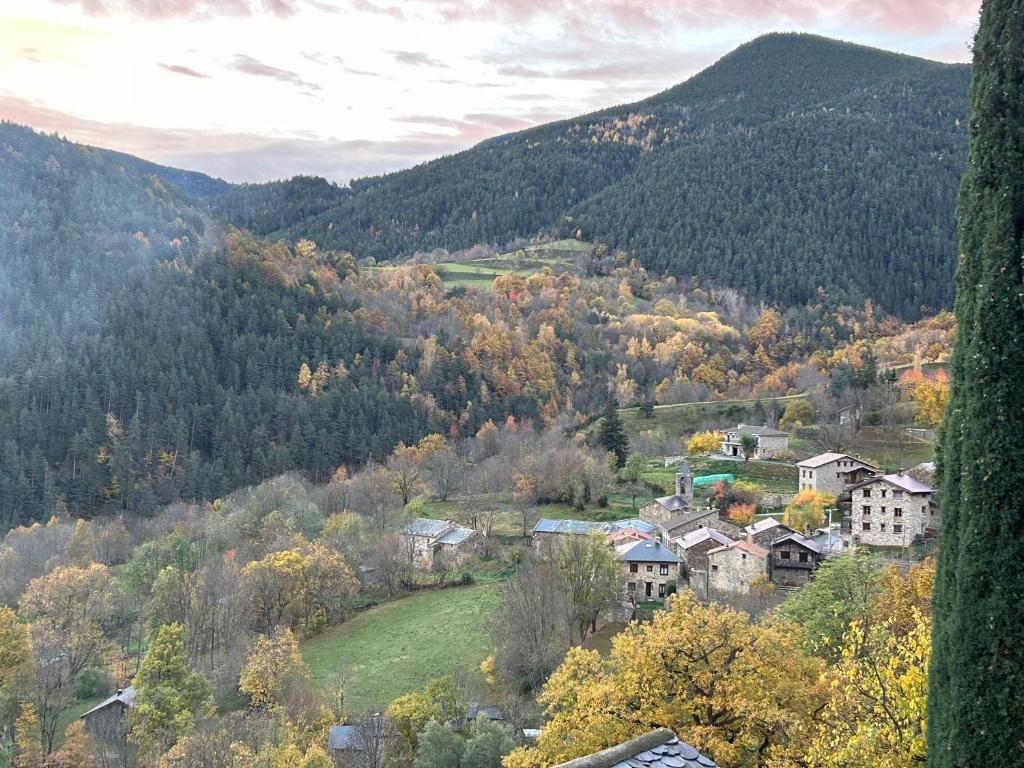 Casa Rural Pirineu Nevà photo 4