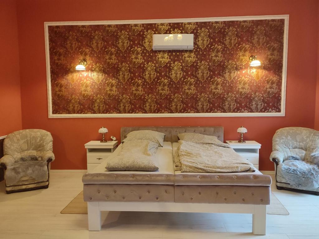 Rooms of Zamecky apartman - Castle apartment