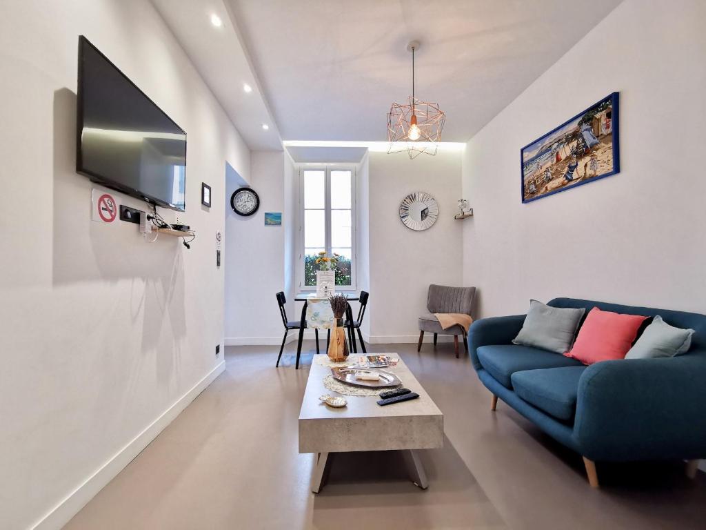 Le PETIT BALCON by Booking Guys photo 4