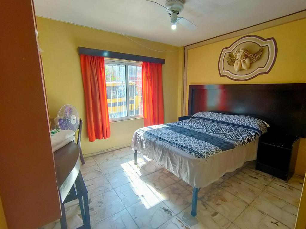 OYO Hotel Colón, Plaza Bicentenario, Zacatecas Centro photo 1