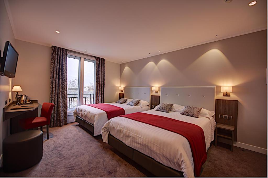 Четырехместный (Четырехместный номер), Hôtel Du Midi Paris Montparnasse