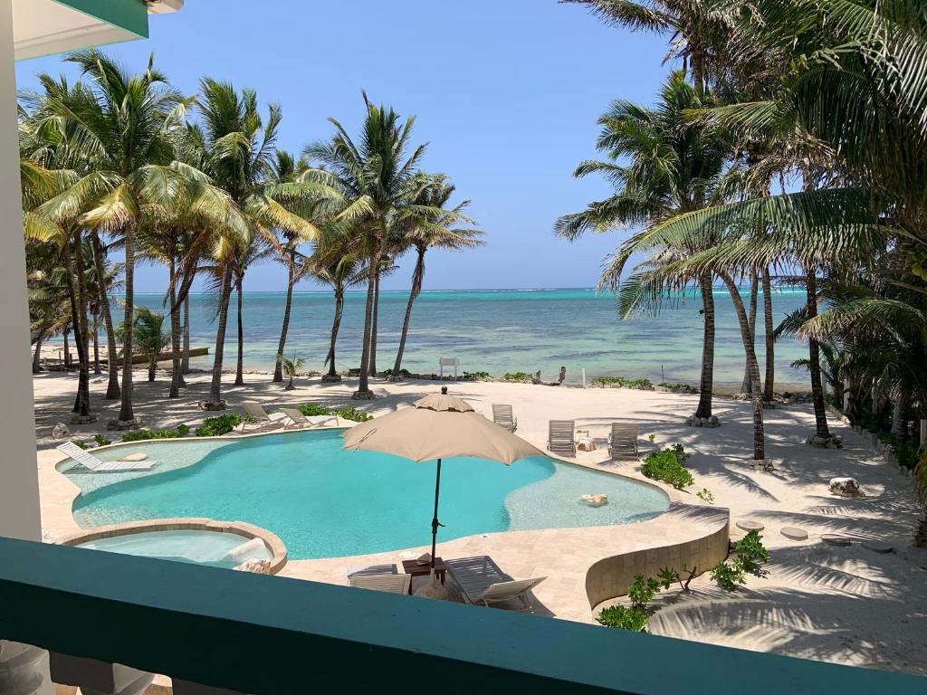 Coral Bay Villas photo 4