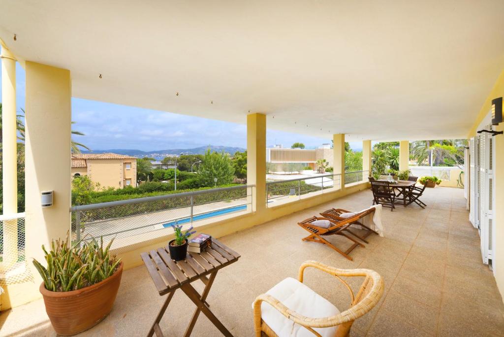 BeOnHolidays Villa Berry photo 3