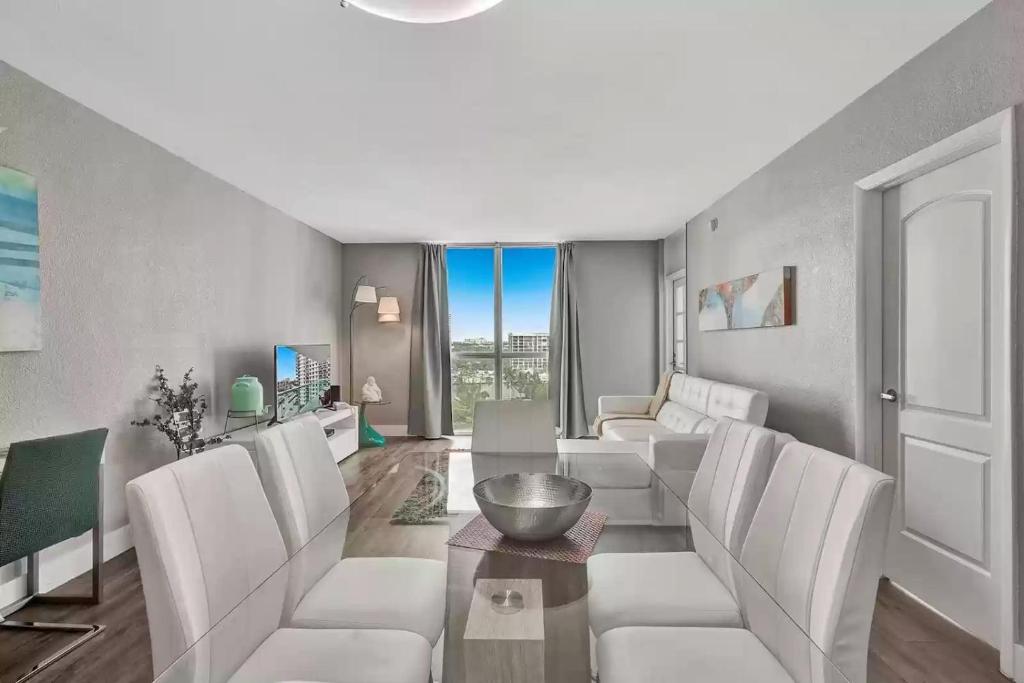 Amazing Apartment on hollywood beach TIDES photo 2