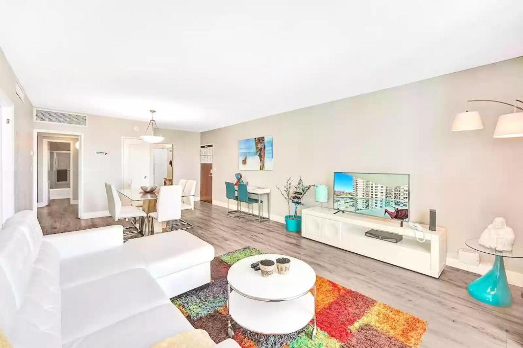 Amazing Apartment on hollywood beach TIDES photo 1