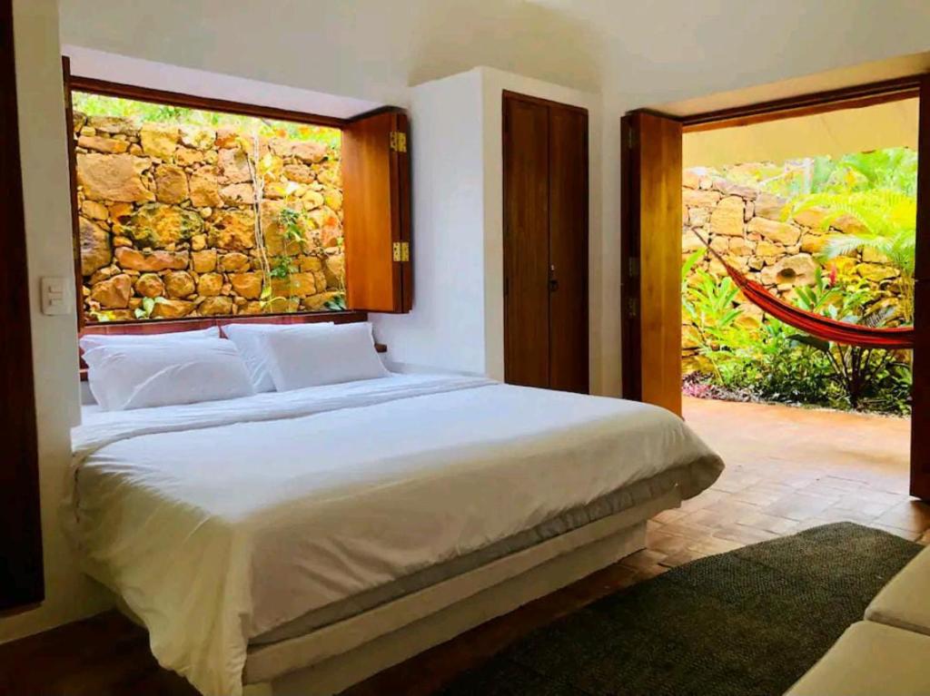 Exclusiva y amplia casa de campo con Jacuzzi y BBQ photo 3