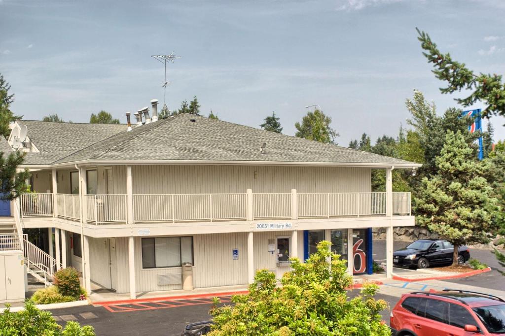 Motel 6-Seattle, WA - South photo 2