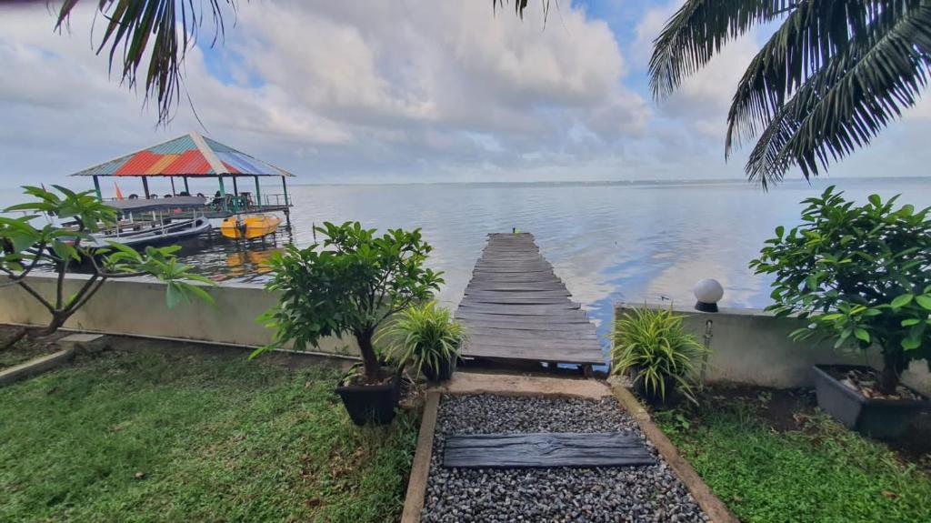 Araliya Lagoon Park Resort photo 1