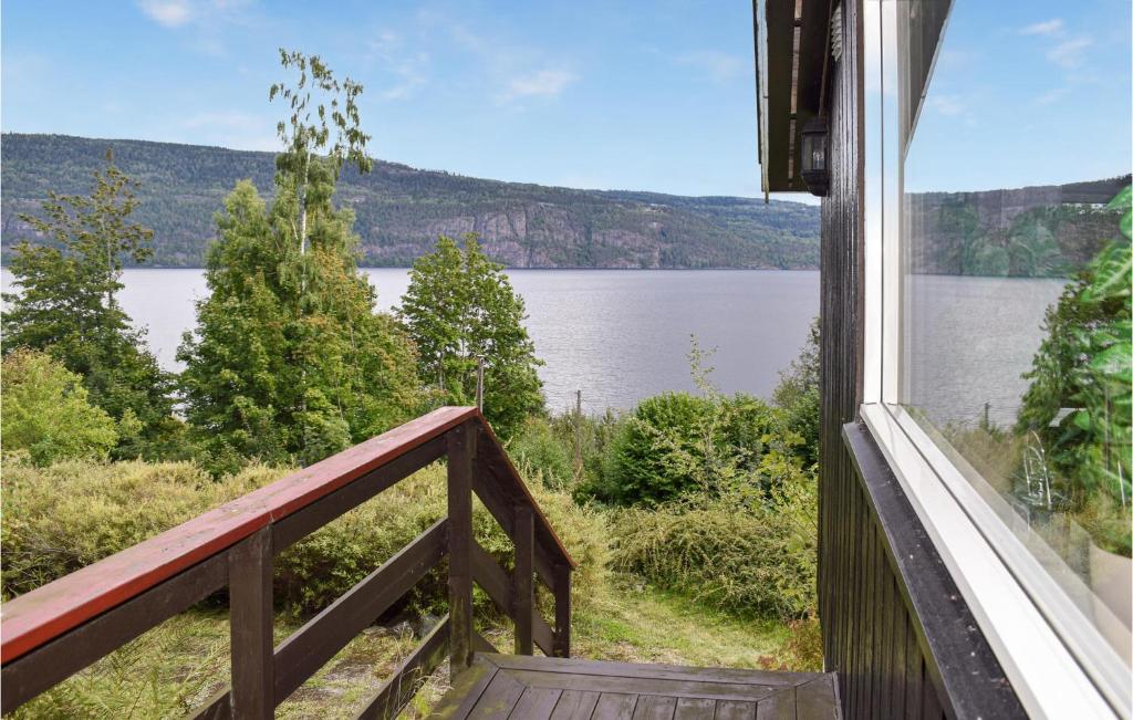 Amazing Home In Vikersund With Jacuzzi And 4 Bedrooms photo 1