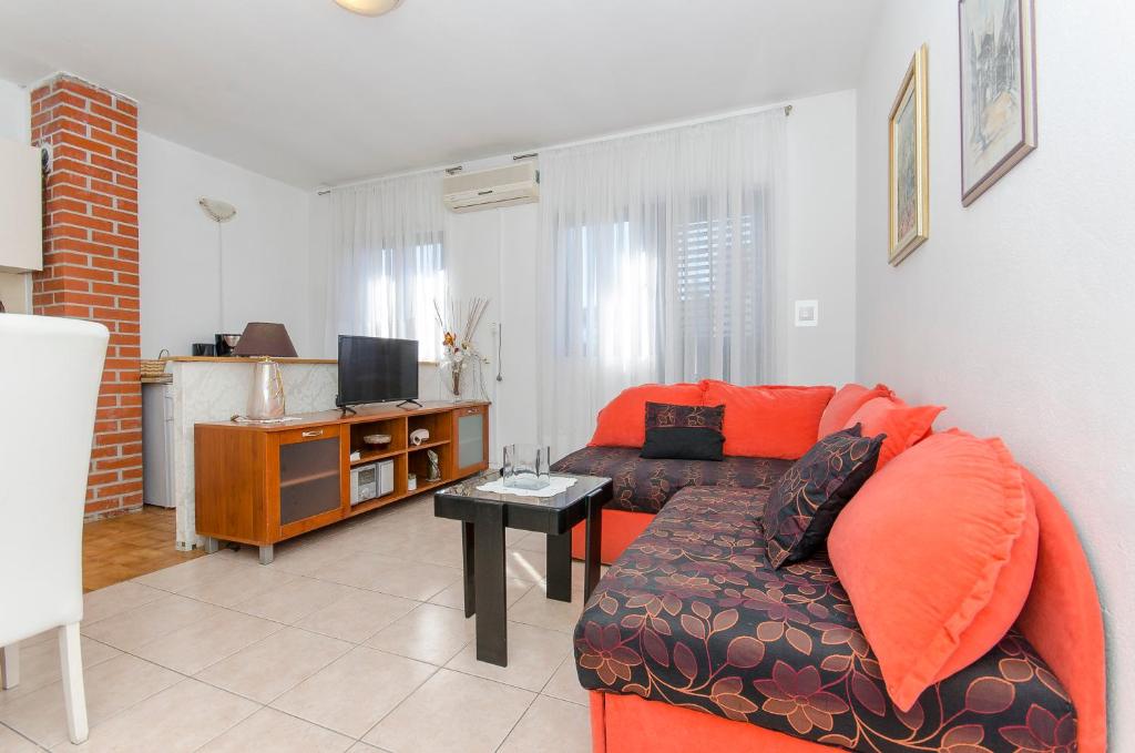 Apartments Derado photo 2
