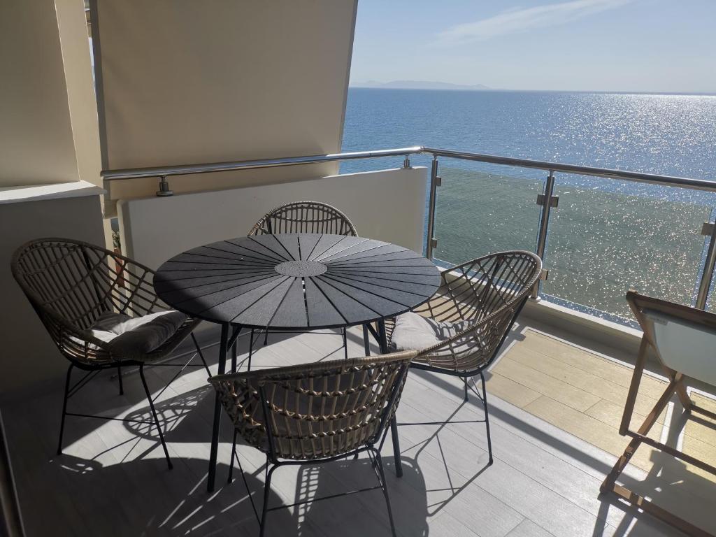 Agio Beach Apartment photo 4