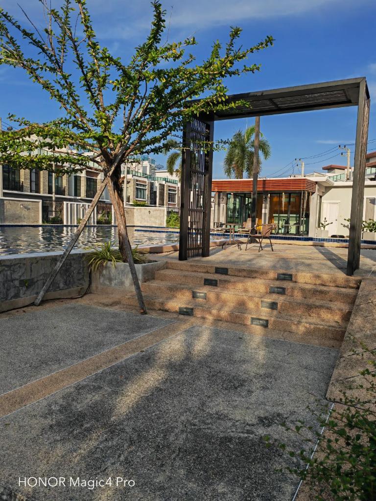 Pat Holiday Home photo 4