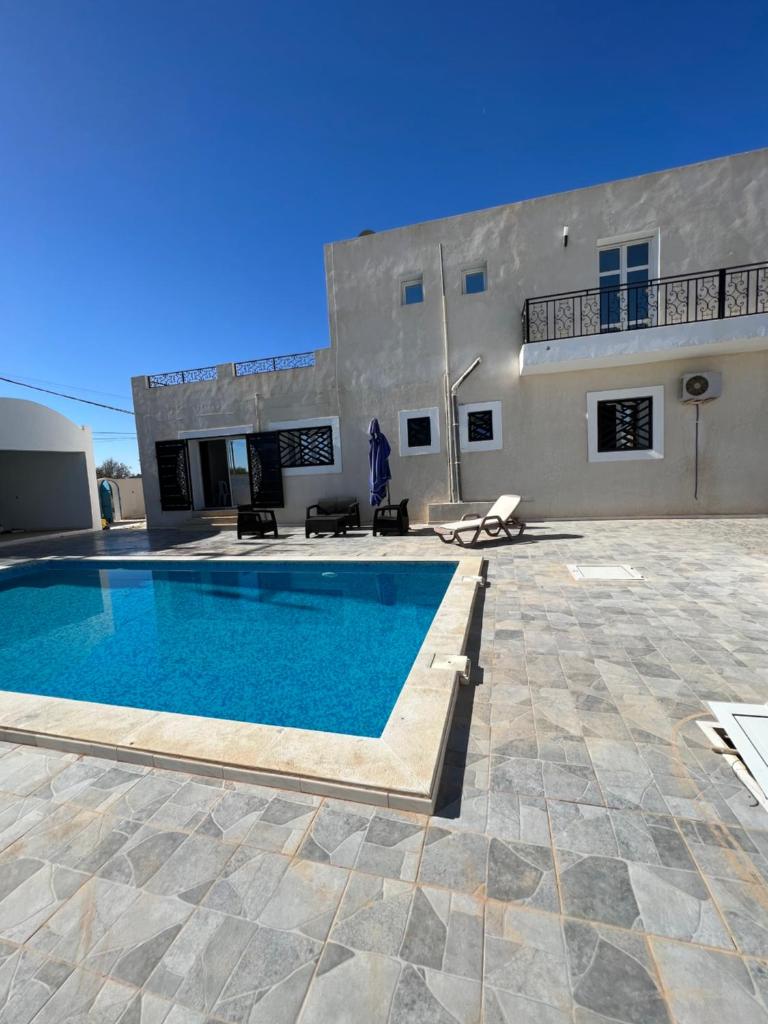 Magnifique villa avec piscine sur l’île de djerba photo 3