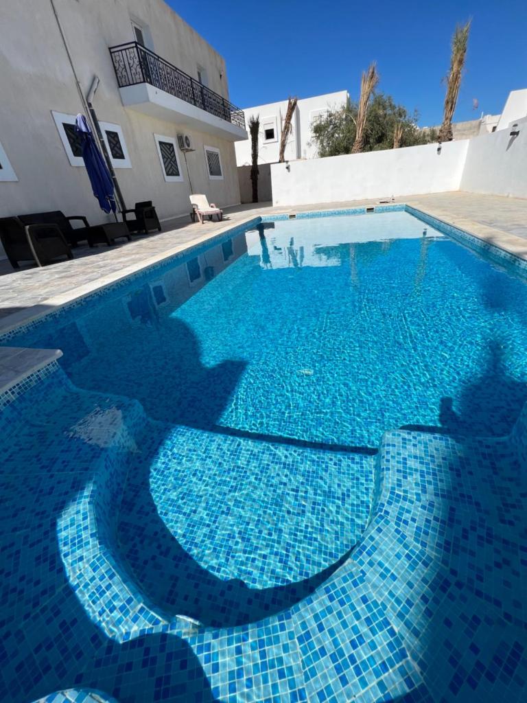 Magnifique villa avec piscine sur l’île de djerba photo 2