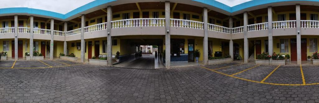 Hotel La Guaria photo 2