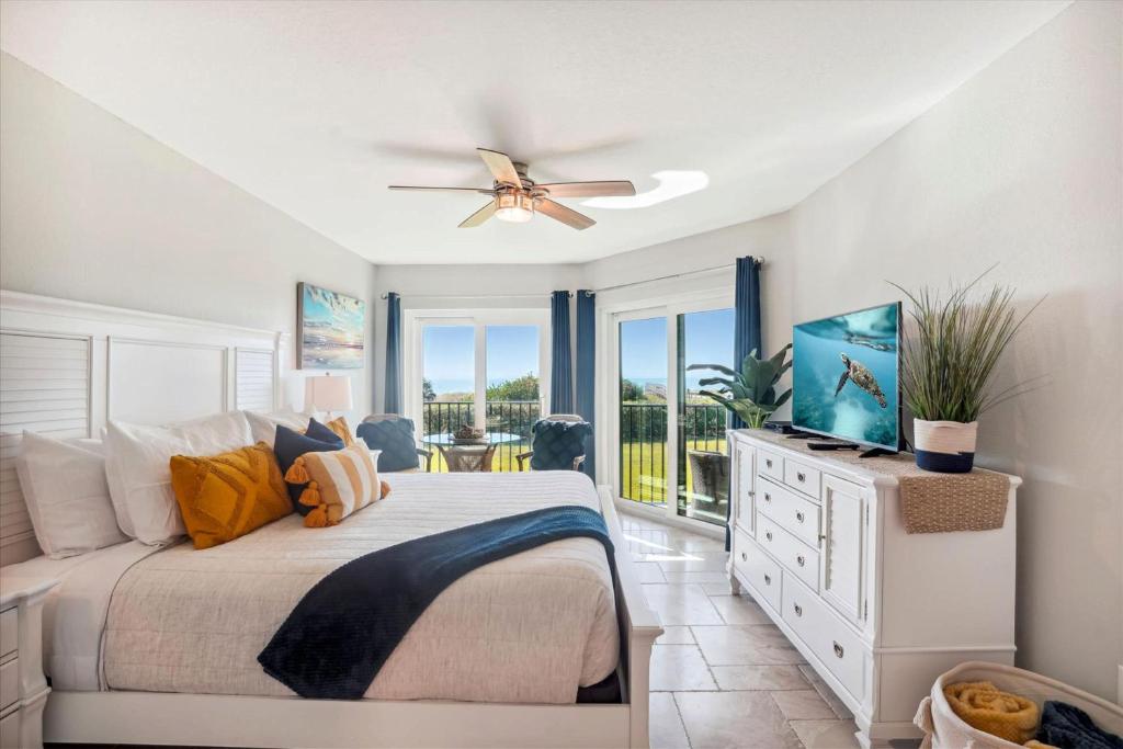 Land's End 7-203 Beach Front - Premier image
