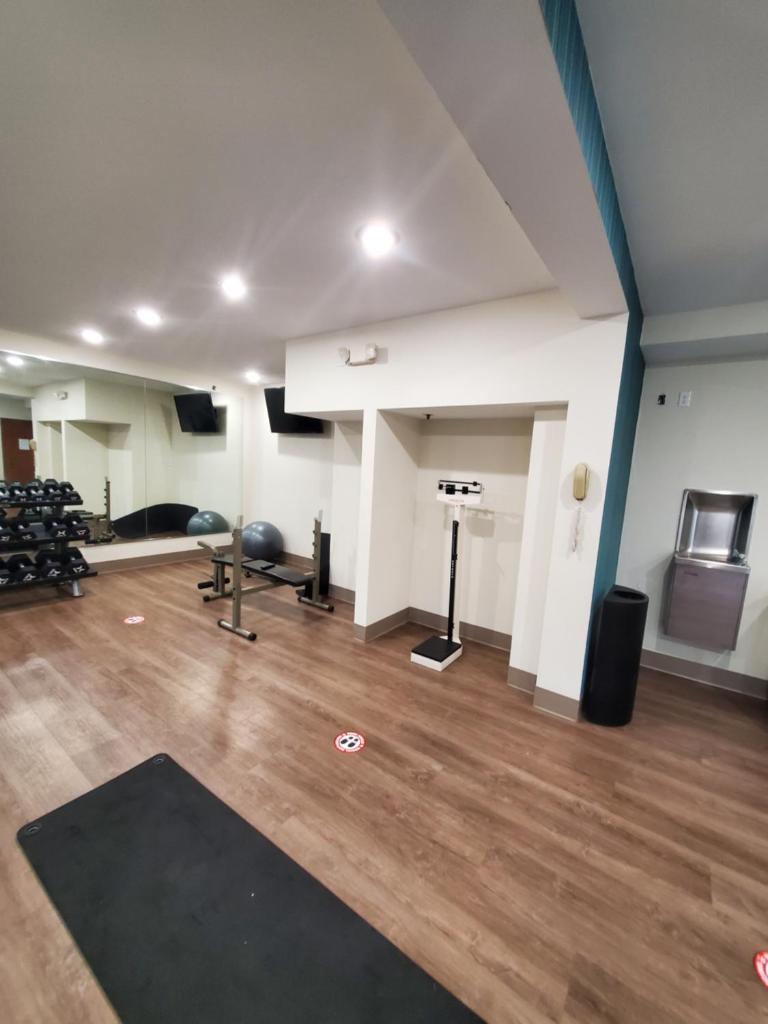 Holiday Inn Express Hotel & Suites Irving DFW Airport North, an IHG Hotel photo 1