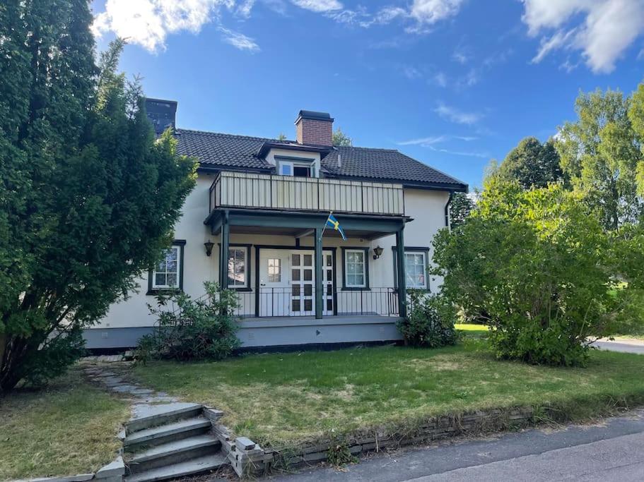 Large cozy villa between Stockholm and Oslo