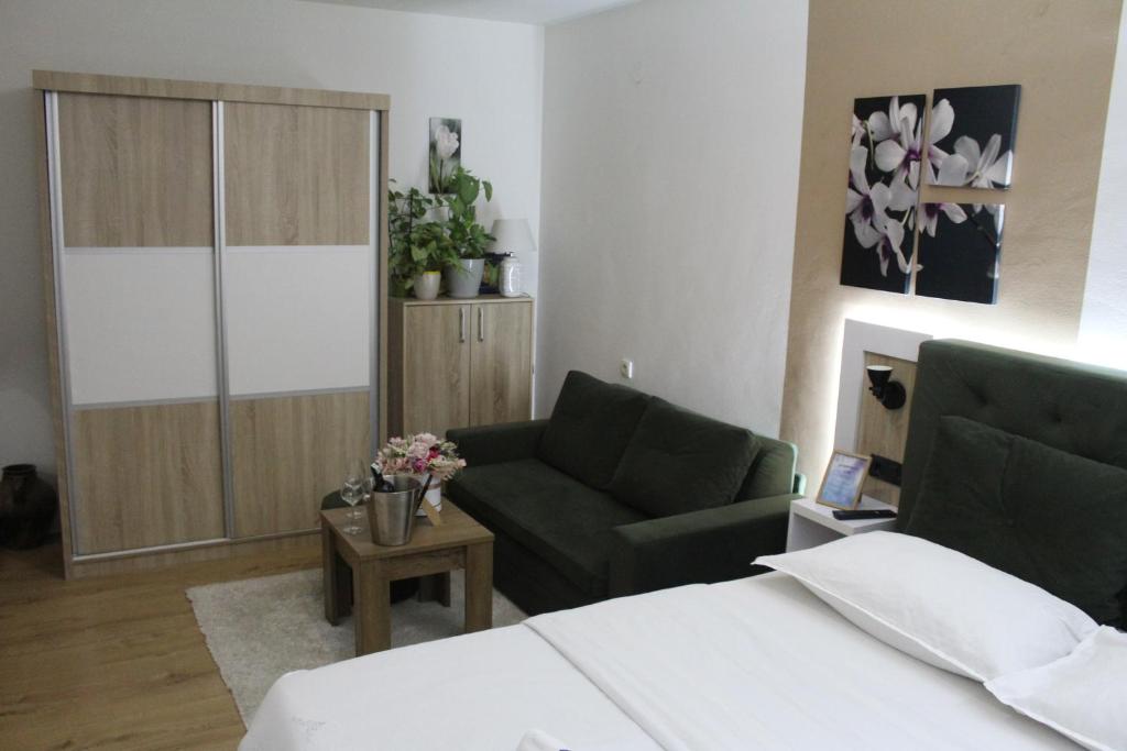 Apartman LUNI photo 1